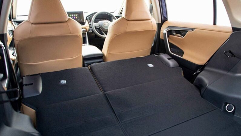 
								New 2024 Toyota RAV4 full									