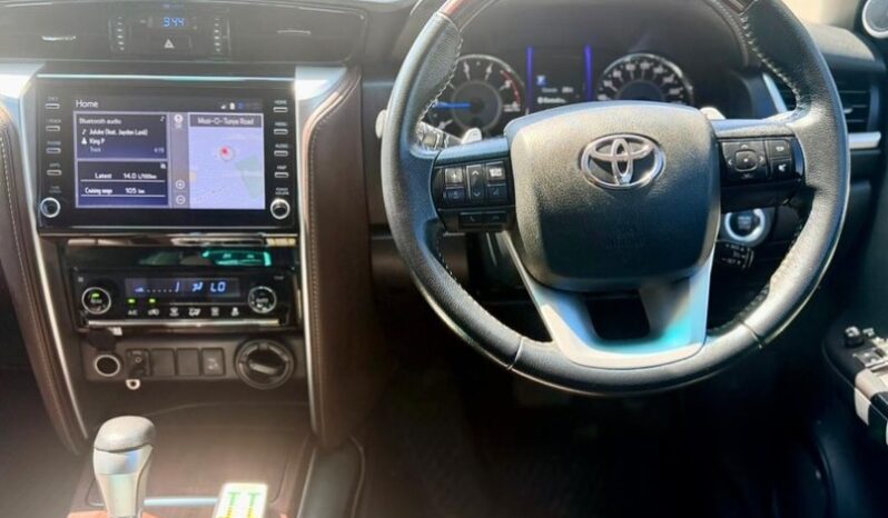 
								Unregistered 2019 Toyota Fortuner full									