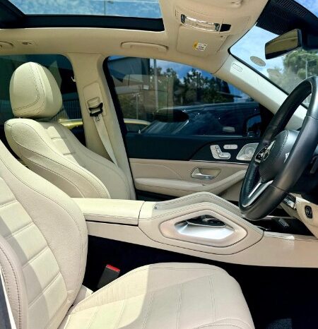 
								Unregistered 2020 Mercedes Benz Benz GLE 350d full									