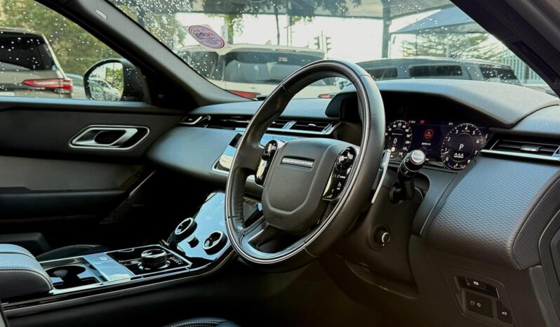 
								2020 Range Rover Velar full									