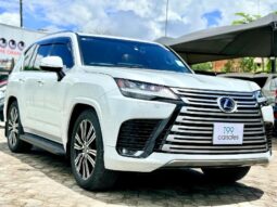 Unregistered 2023 Lexus Lexus LX600