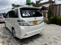 
										Unregistered 2010 Toyota Veilfire full									