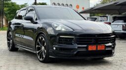 
										Unregistered 2020 Porsche Cayenne S – WALD Edition full									