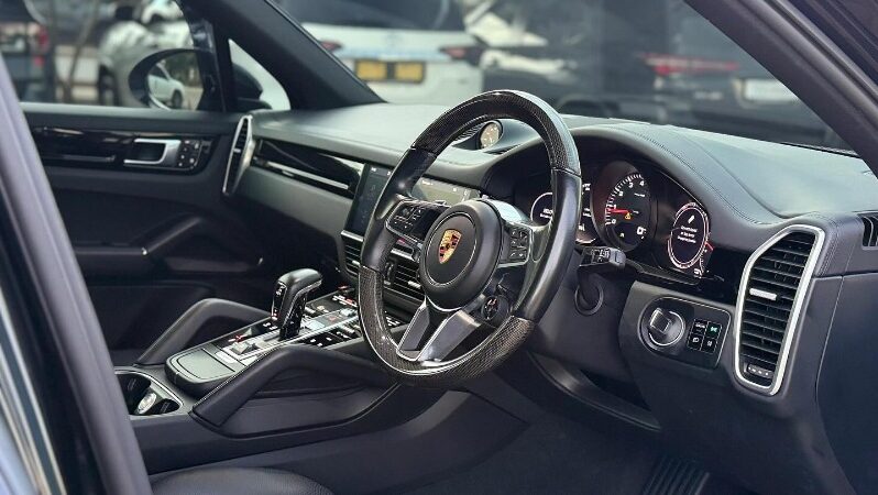 
								Unregistered 2020 Porsche Cayenne S – WALD Edition full									