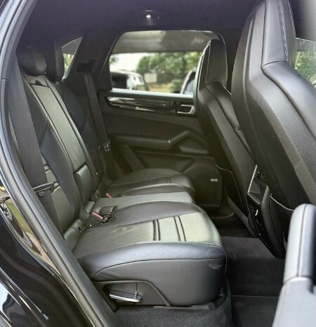 
								Unregistered 2020 Porsche Cayenne S – WALD Edition full									