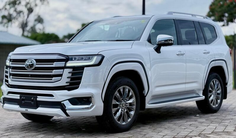 
								2024 Toyota Land Cruiser 300 ZX full									