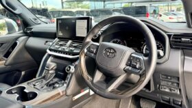 2024 Toyota Land Cruiser 300 ZX