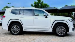 
										2024 Toyota Land Cruiser 300 ZX full									