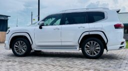 
										2024 Toyota Land Cruiser 300 ZX full									