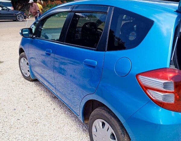 
								Unregistered Honda Fit full									