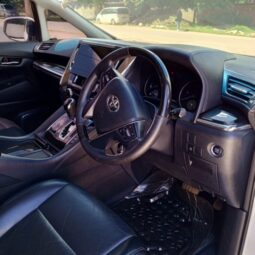 
										Unregistered Toyota Veilfire full									