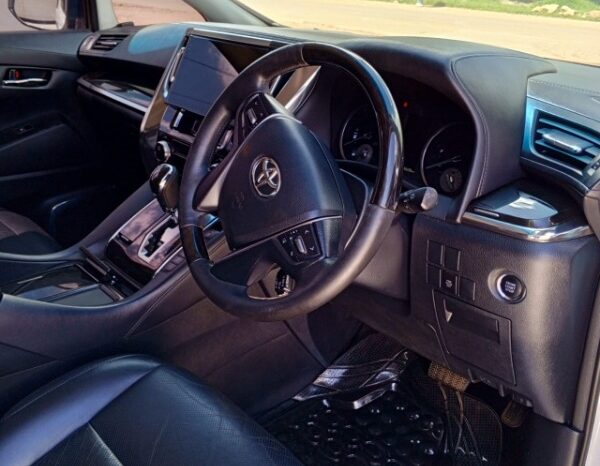 
								Unregistered Toyota Veilfire full									