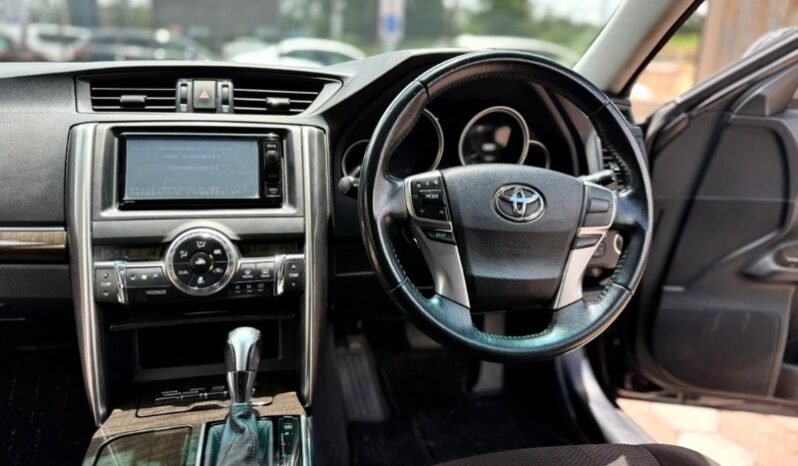 
								Unregistered Toyota Mark X full									