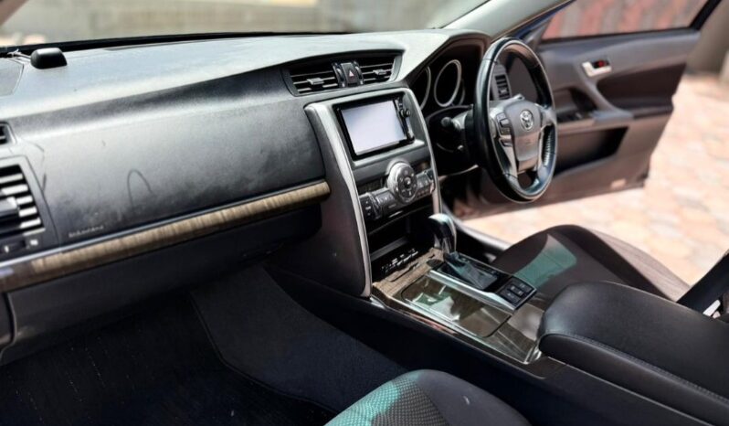 
								Unregistered Toyota Mark X full									