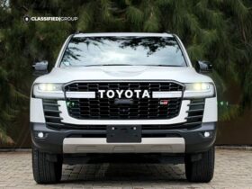 2023 Toyota Land Cruiser 300 GR Sport