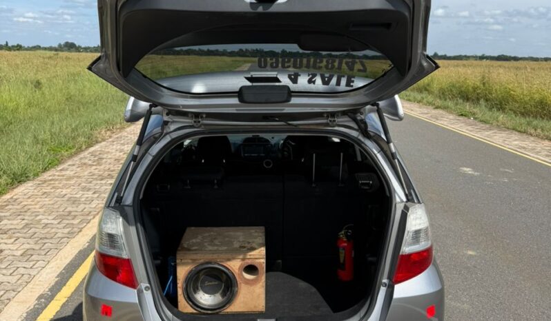 
								Unregistered 2009 Honda FIT RS full									