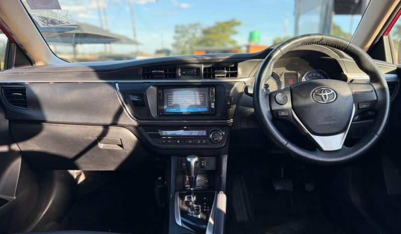 
								2015 Toyota Corolla Altis full									