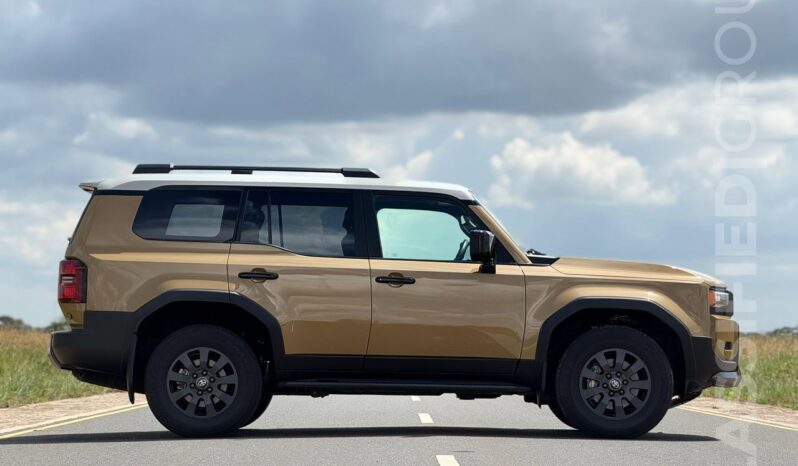 
								Unregistered 2024 Toyota Cruiser Prado full									