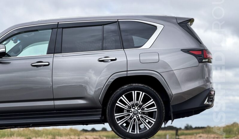 
								2024 LEXUS LX 600 full									