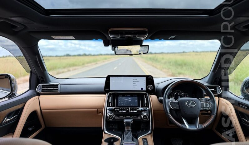 
								2024 LEXUS LX 600 full									