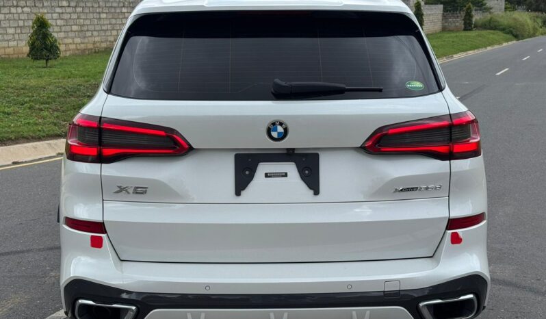 
								2021 BMW X5 xDrive full									