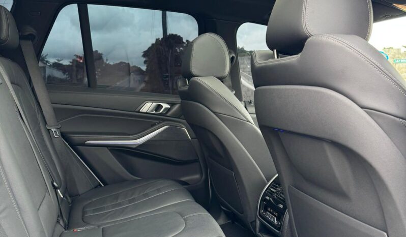 
								2021 BMW X5 xDrive full									