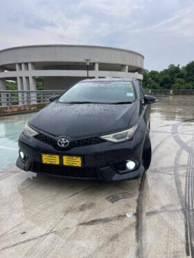 Unregistered Toyota AURIS