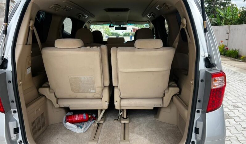 
								Unregistered 2011 Toyota Alphard full									