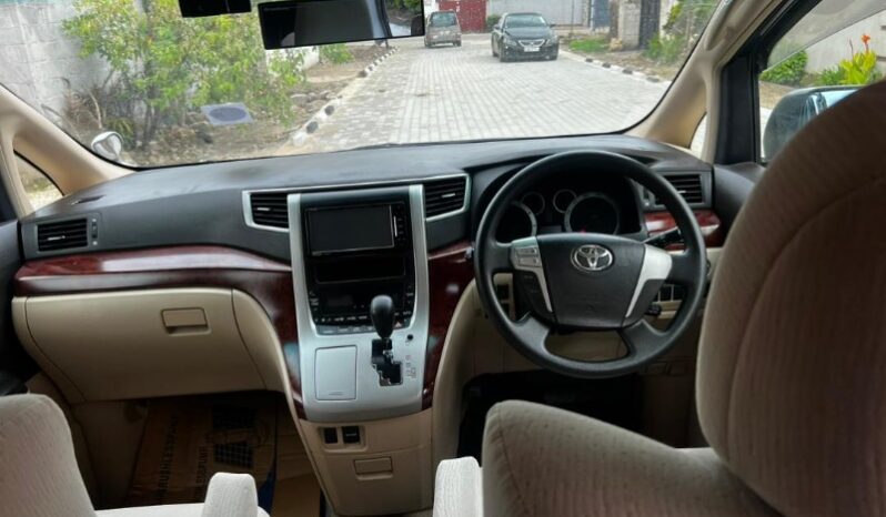 
								Unregistered 2011 Toyota Alphard full									