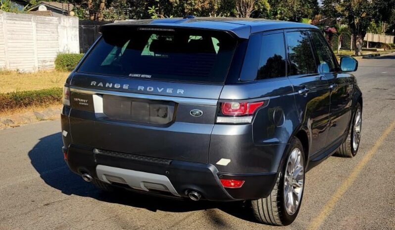 
								Used 2015 Range Rover Sport full									